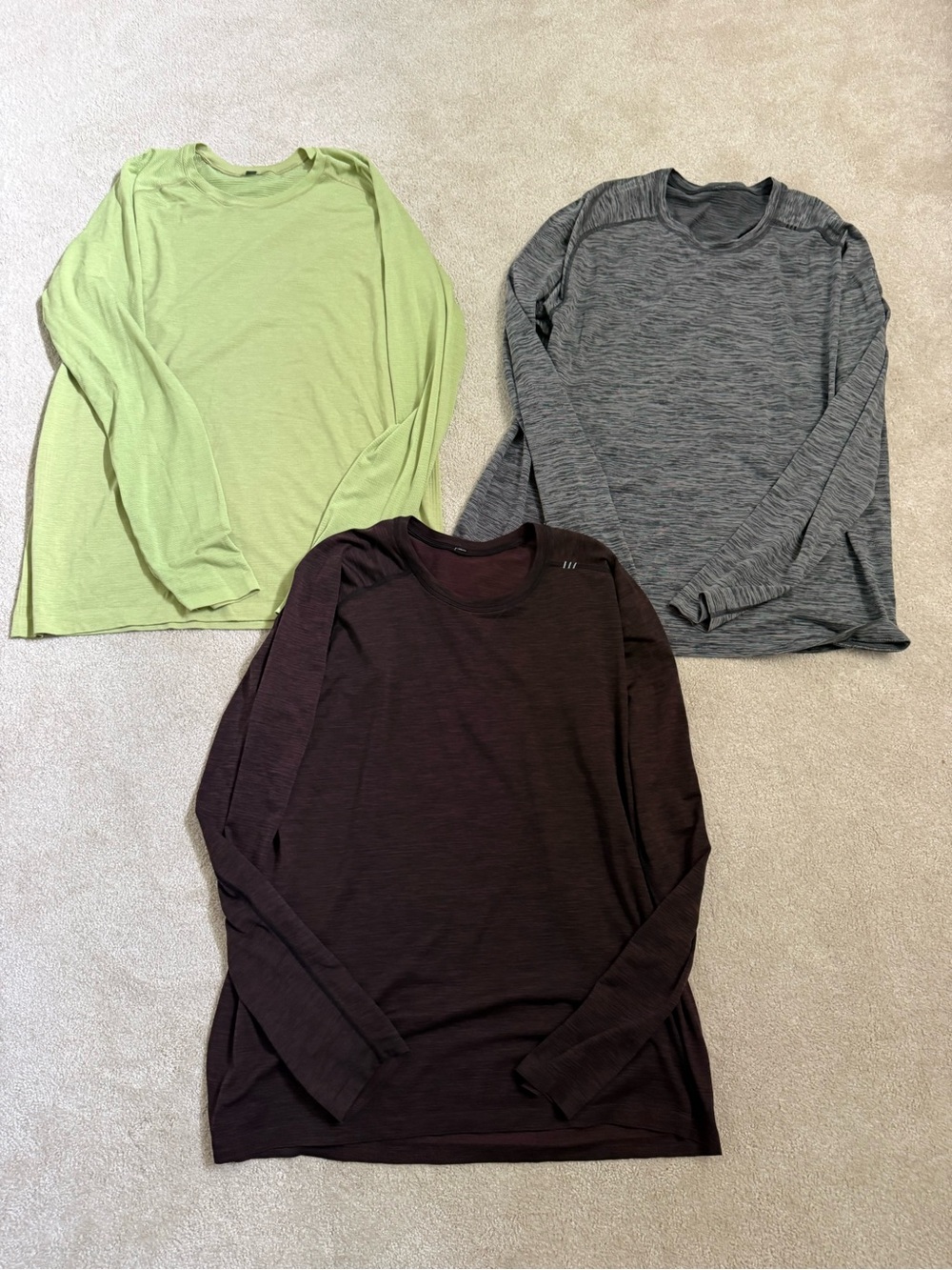 Lululemon Men's Long-Sleeve Crew Neck Shirt - Green, Gray, burgundy 3-Pack) XL
